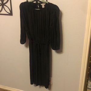 H&M Black knee length dress